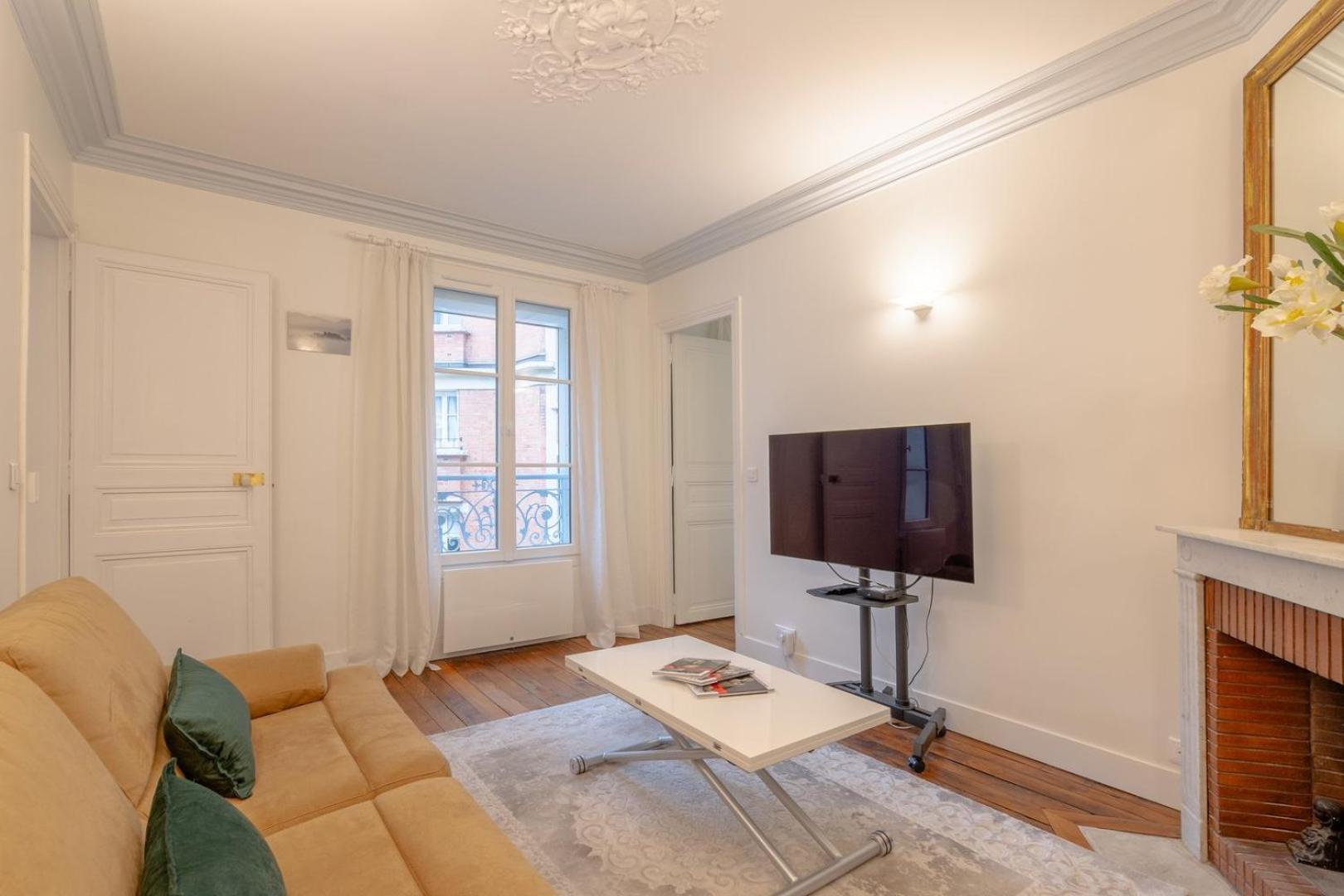 St Dominique Gem, 5 Min Walk To The Eiffel Tower Apartment Paris